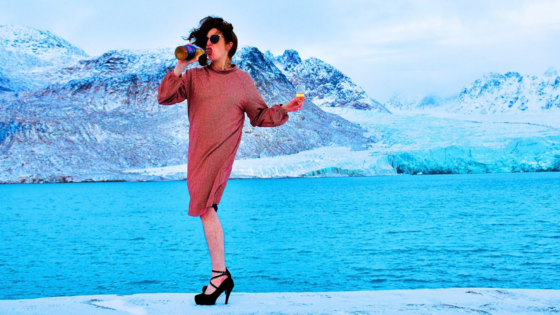 WOW_0026_TEA-PARTY-AT-THE-END-OF-THE-WORLD-_J.-Creane-IKantKoan